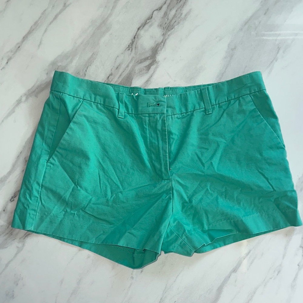 High Waist Green Shorts with Flat Front Design